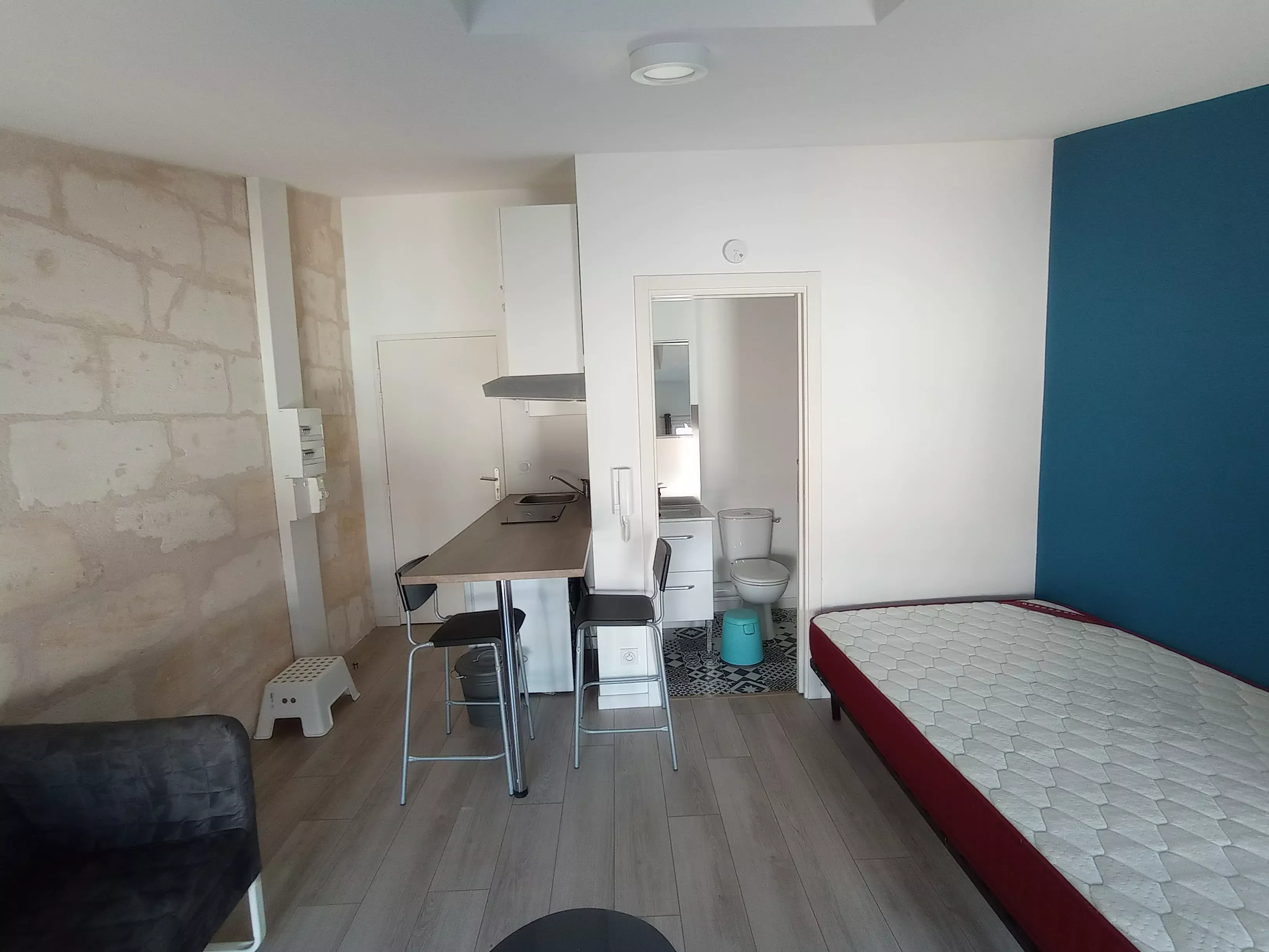 Photo 4 - T1 22 m² immeuble pierre Libourne centre
