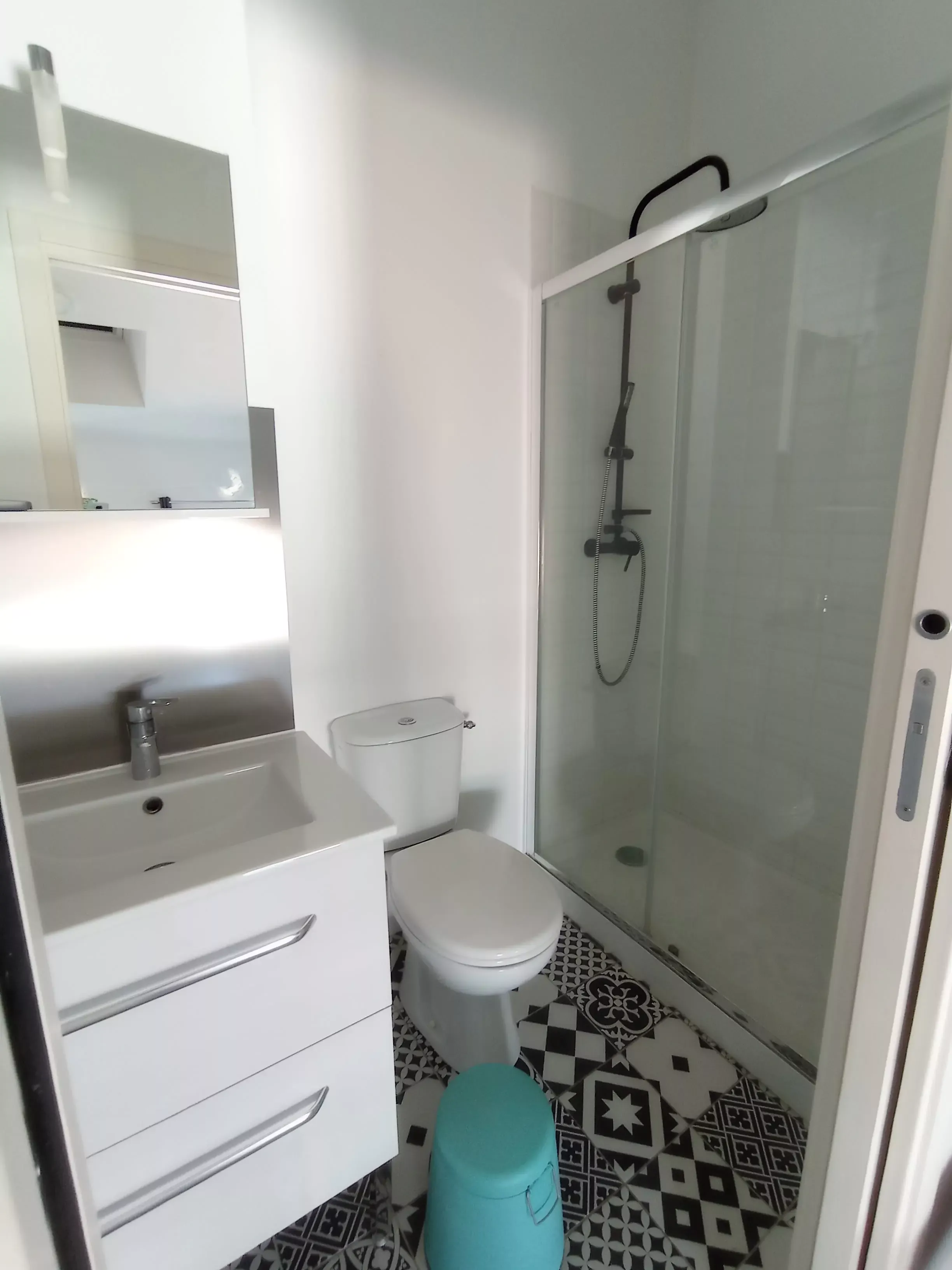 Photo 6 - T1 22 m² immeuble pierre Libourne centre