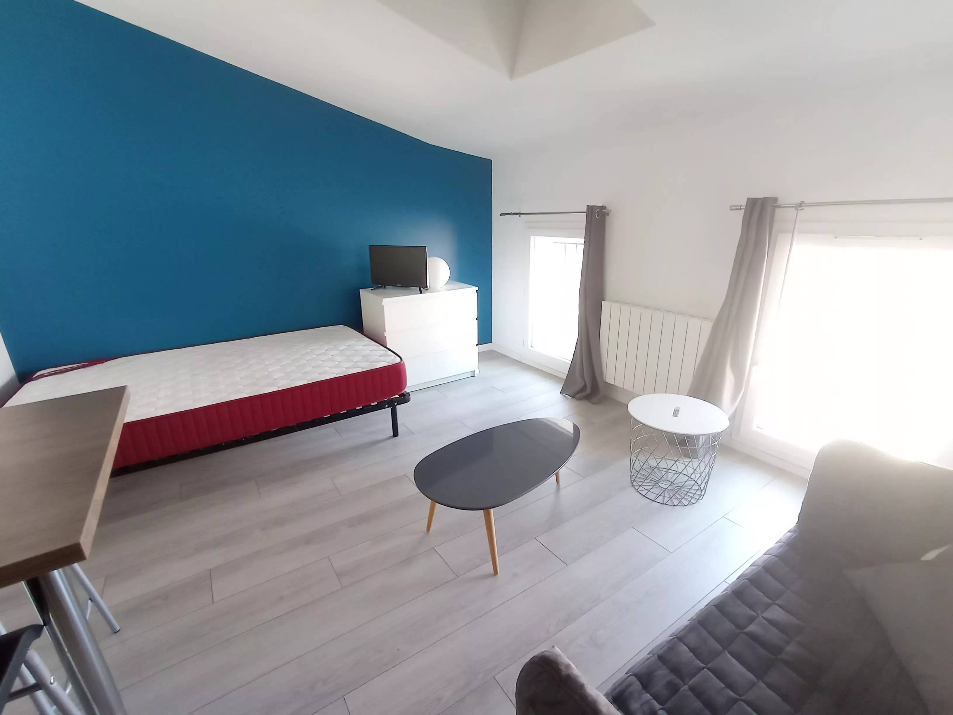 Photo 7 - T1 22 m² immeuble pierre Libourne centre
